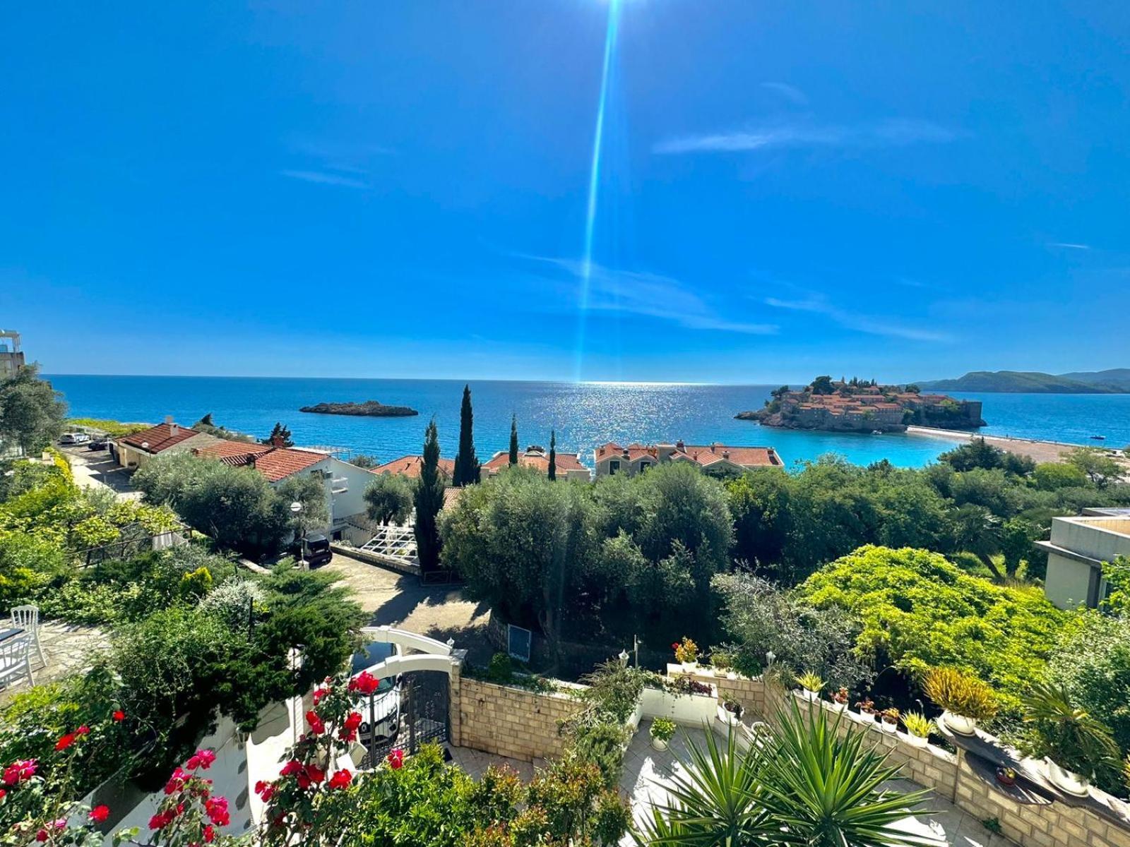 Sun Rose Apartments Sveti Stefan Εξωτερικό φωτογραφία